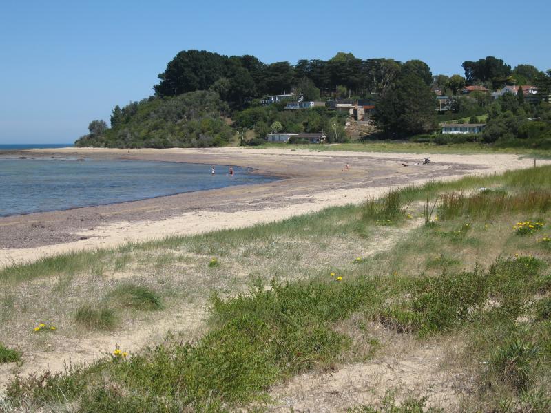 Balnarring - Beach between Masonsmith Road and Marmaduke Street: View west along beach at Marmaduke St