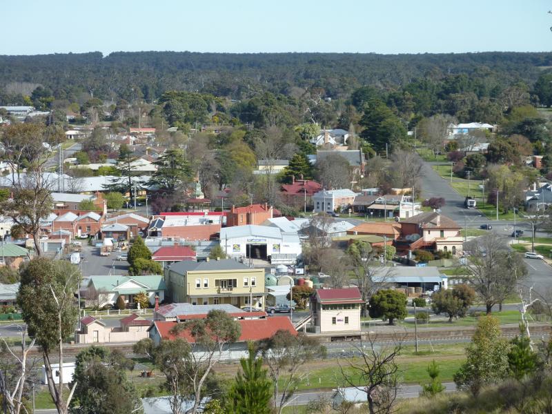 Beaufort - Camp Hill picnic area and lookout, Camp Hill Road: South-westerly view from lookout across railway station and along Livingstone St