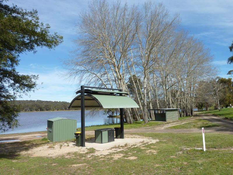 Beaufort - Beaufort Lake: BBQ shelter overlooking lake near boat ramp