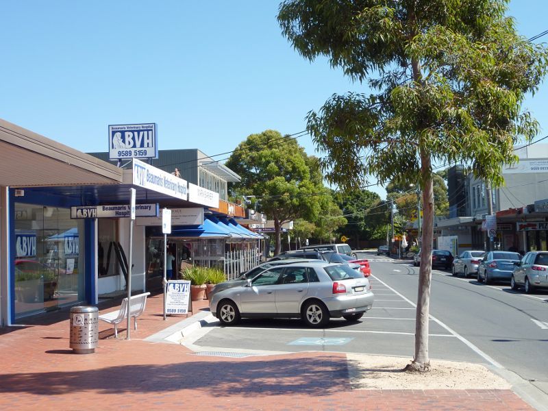 Beaumaris - Concourse Shopping Centre, off Reserve Road: View west along North Conc at East Conc