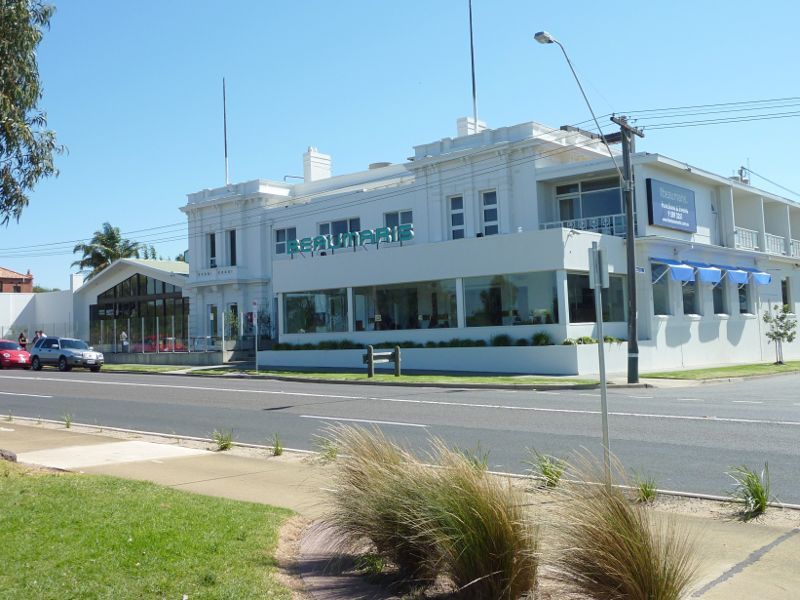 Beaumaris - Shops at junction of Beach Road and Keys Street: The Beaumaris function centre, corner Beach Rd and Bodley St