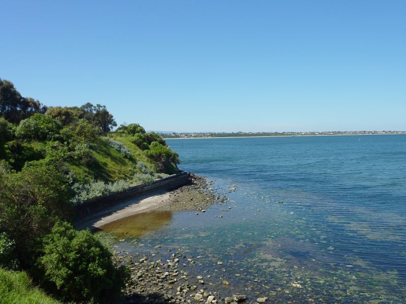 Beaumaris - Coastline between Sea Scout Jetty and Beaumaris Motor Yacht Squadron: View north-east along coast