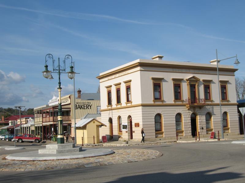 Beechworth - Commercial centre and shops, Ford Street and Camp Street: Old Bank of Victoria, view south-east along Camp St at Ford St