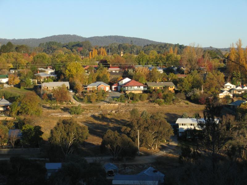 Beechworth - Gorge Road scenic drive: View south-east towards town centre from a lookout