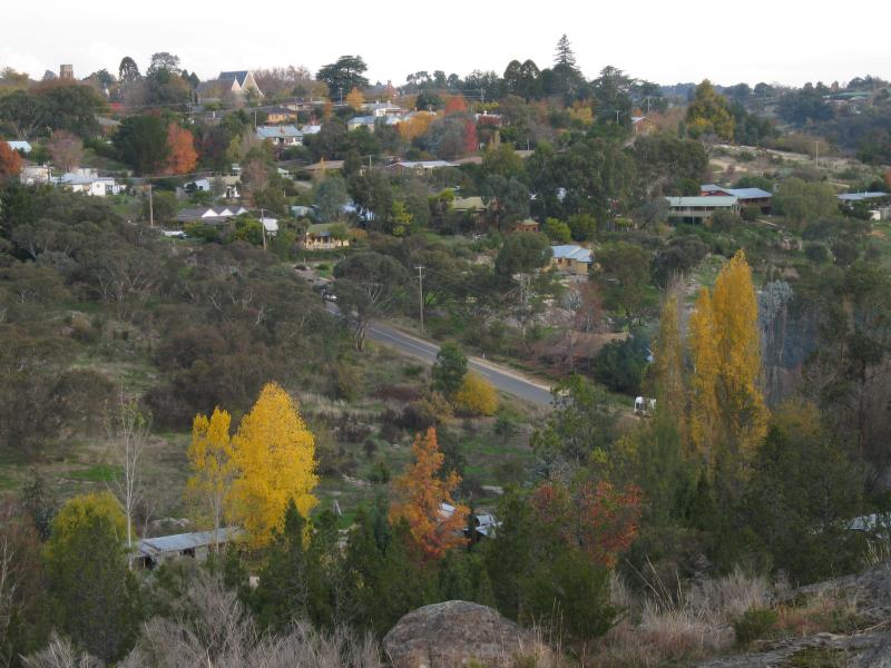 Beechworth - Gorge Road scenic drive: Southerly view from a lookout