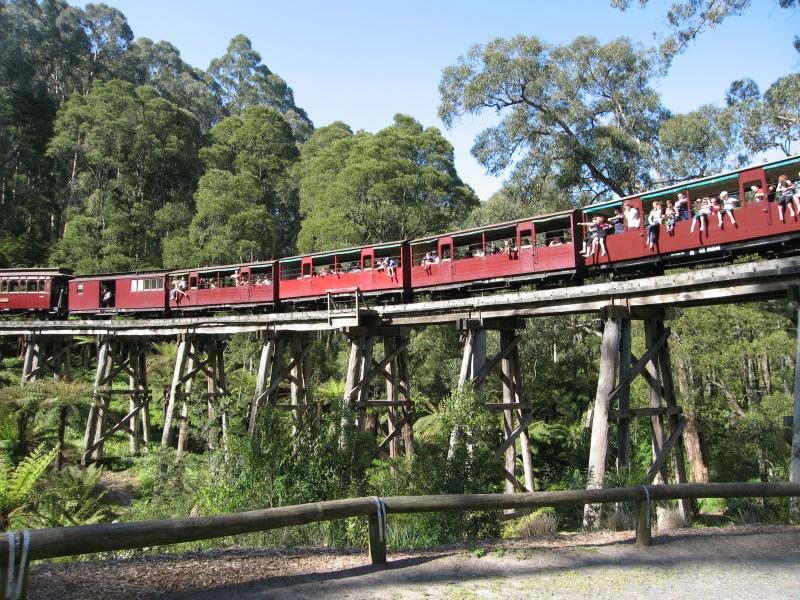 Belgrave - Puffing Billy viewing area, Gembrook Road at railway bridge: Puffing Billy on trestle bridge over Monbulk Creek