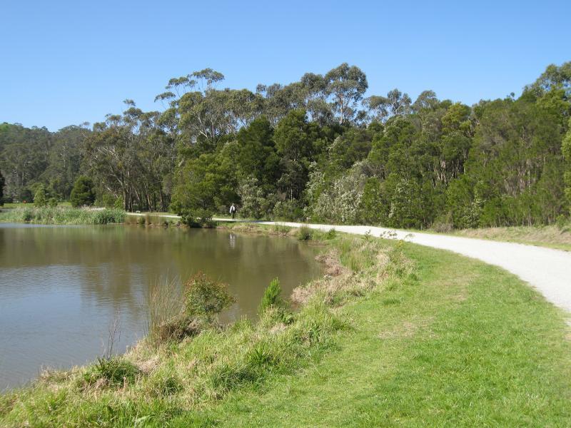 Belgrave - Birdsland Reserve, Mt Morton Road, Belgrave Heights: Pathway along southern side of western lake