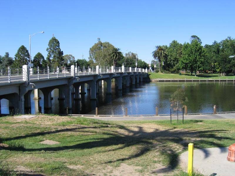 Benalla photos Travel Victoria & visitor guide