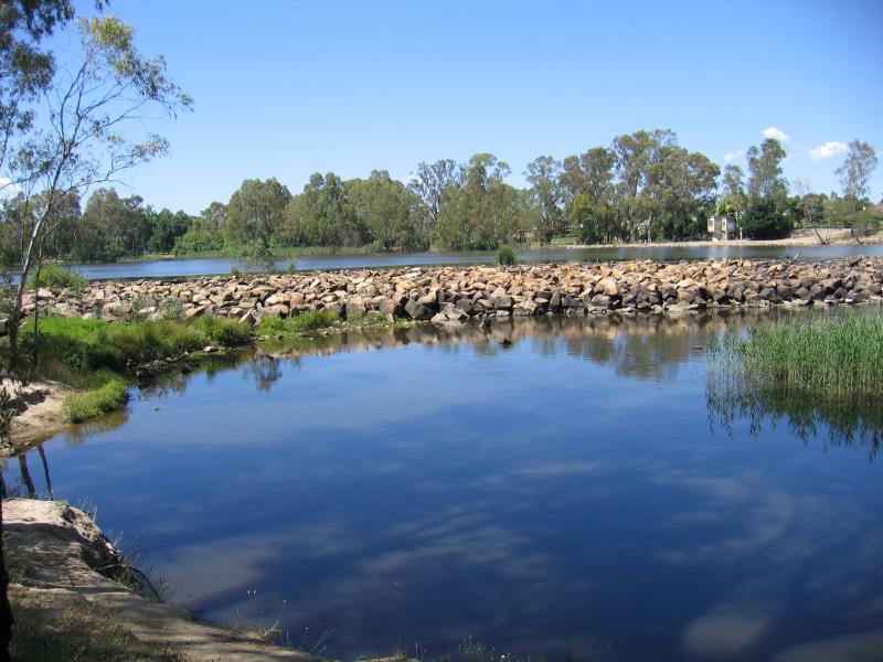 Benalla - Weir on Broken River, north end of Lake Benalla: View west across weir from Moira Reserve