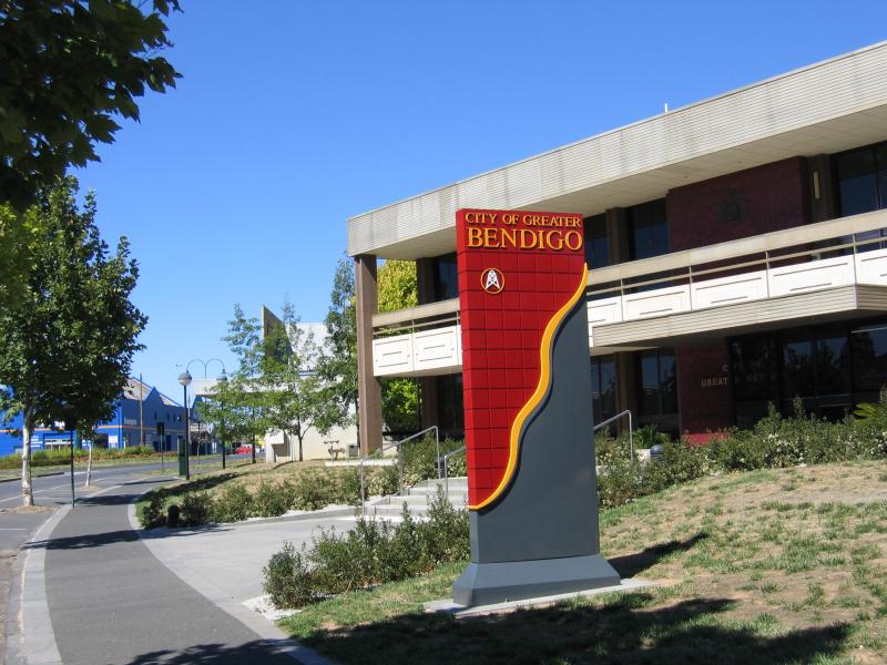 Bendigo - Lyttleton Terrace: City of Greater Bendigo council offices, Lyttleton Terrace between Mundy St and St Andrews Av
