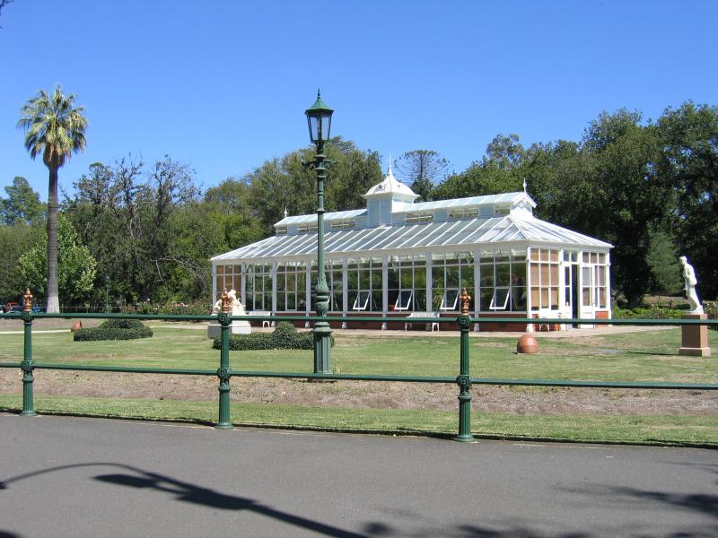 Bendigo - Conservatory Gardens, Pall Mall: Conservatory