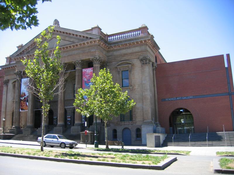 Bendigo - View Street: Art Centre and Bendigo Art Gallery
