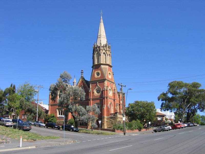 Bendigo - Forest Street: St Johns Presbyterian Church, corner Forest St and Mackenzie St