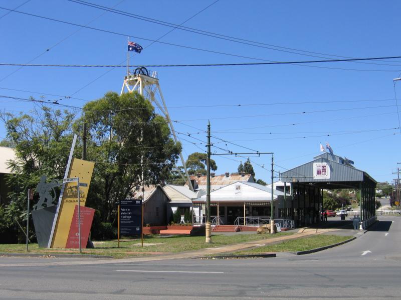 Bendigo - Central Deborah Gold Mine, High Street: Entrance to Central Deborah, High St at Violet St