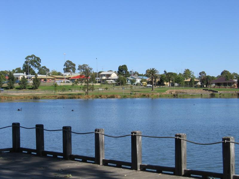Bendigo - Bendigo suburb of Eaglehawk: Lake Neangar