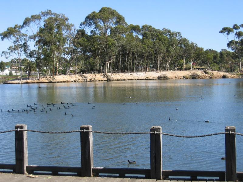 Bendigo - Bendigo suburb of Eaglehawk: Lake Neangar