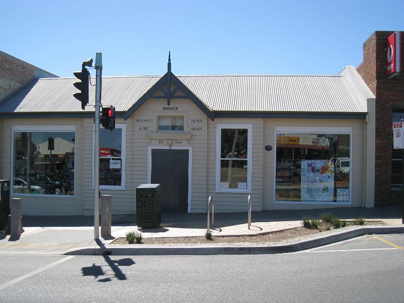 Berwick - Commercial centre and shops, High Street: Mechanics Institute & Free Library, north side of High St