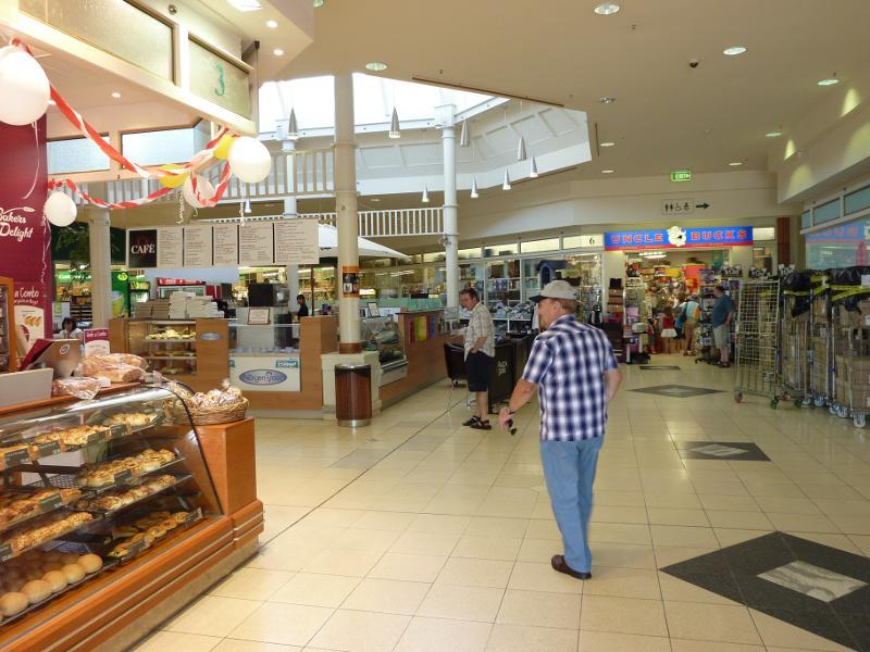Berwick - Berwick Marketplace and surroundings, north of High Street: Inside Berwick Marketplace