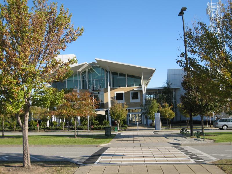 Berwick - Monash University Berwick Campus, Clyde Road: Building 901, administration, business & economics
