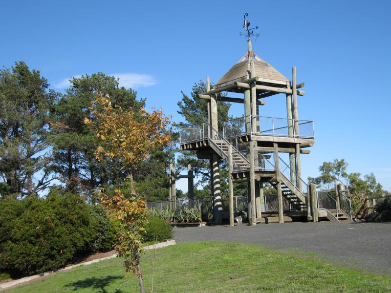 Berwick - Wilson Botanic Park: Hoo Hoo lookout tower