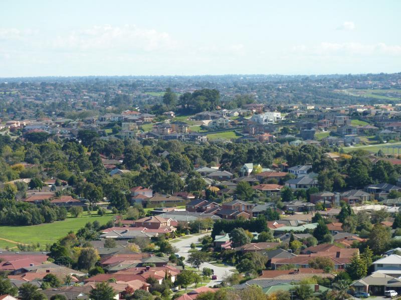 Berwick - Wilson Botanic Park: North-westerly view from Hoo Hoo lookout tower