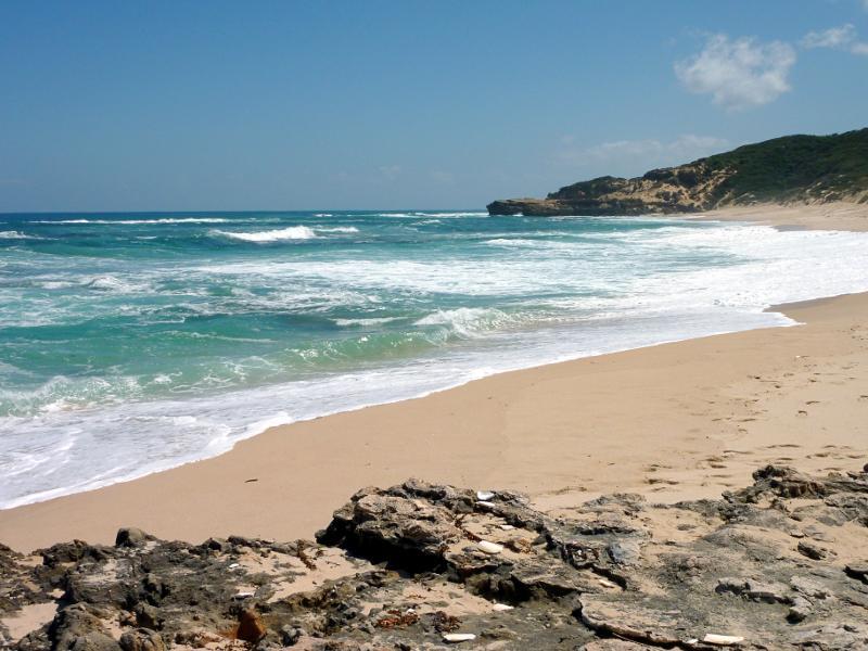 Blairgowrie - Koonya Ocean Beach, off southern end of Hughes Road: View north-west along beach towards The Dogs Head