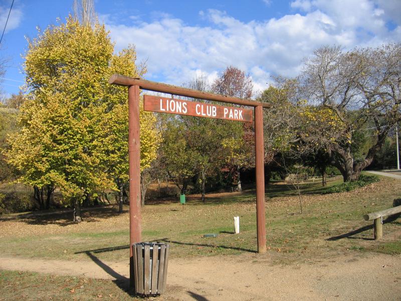 Bright - Gavan Street area: Lions Club Park, corner Gavan St and Camp St