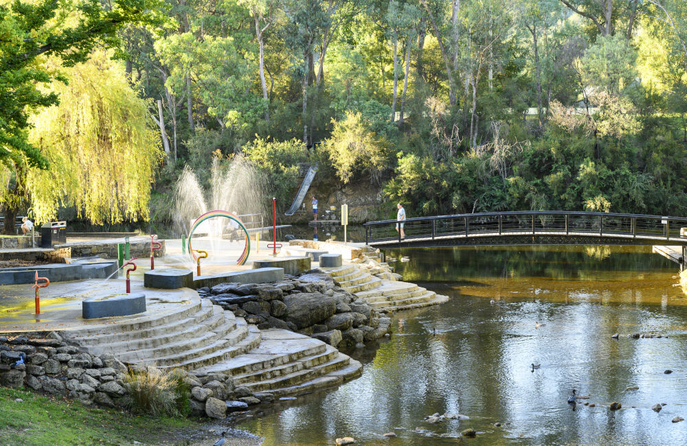 Bright - Bright Splash Park, Centenary Park at Morses Creek