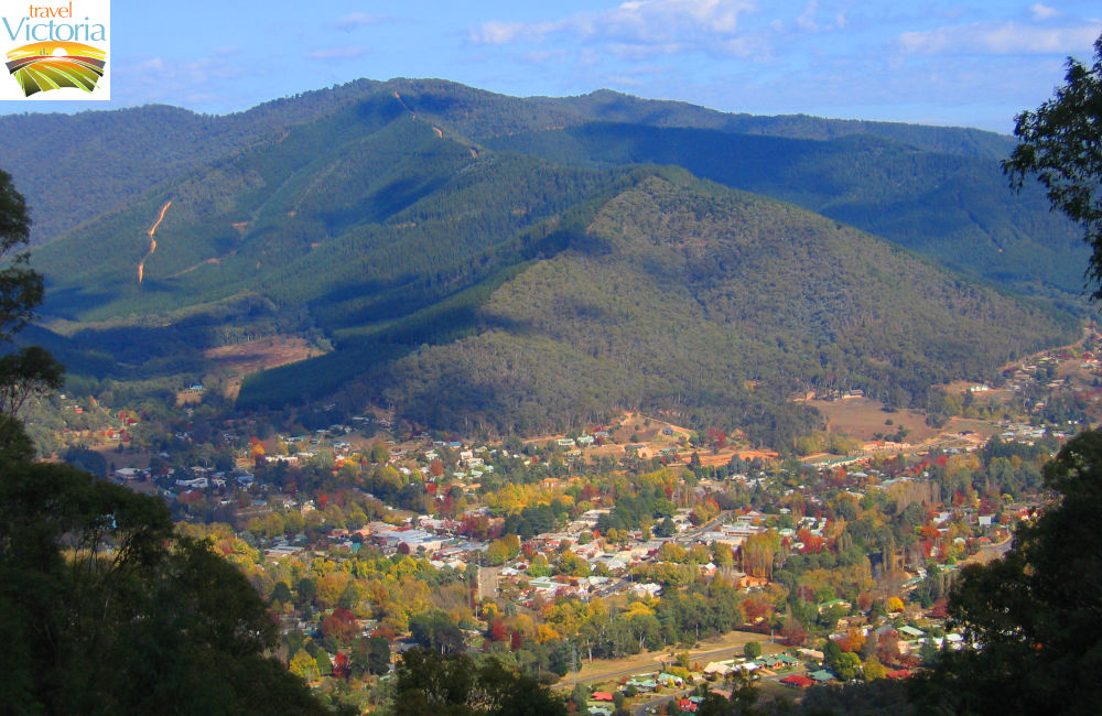 Bright - Southerly view towards town centre from Apex Lookout