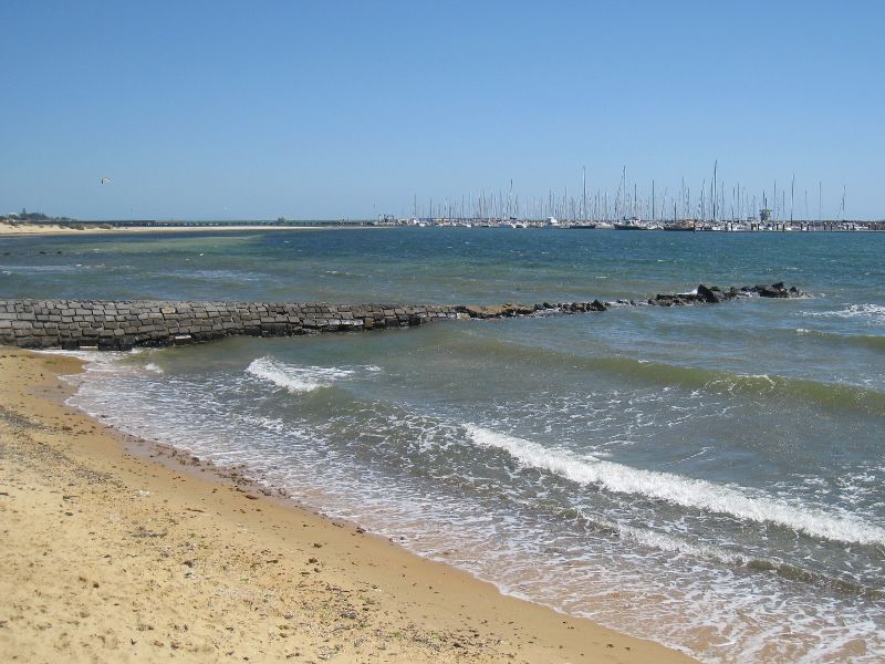 Brighton - Beach and coastline between North Road and Middle Brighton Pier: South-westerly view towards marina