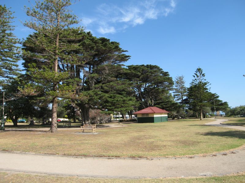 Brighton - Brighton Beach Gardens at Green Point: Lawns near shelter