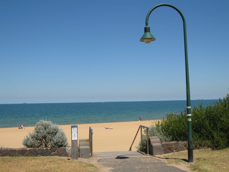 Brighton - Beach and coastline between Green Point and South Road: Steps down to beach