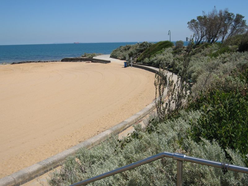 Brighton - Beach and coastline between Green Point and South Road - View north-west along beach towards Green Point