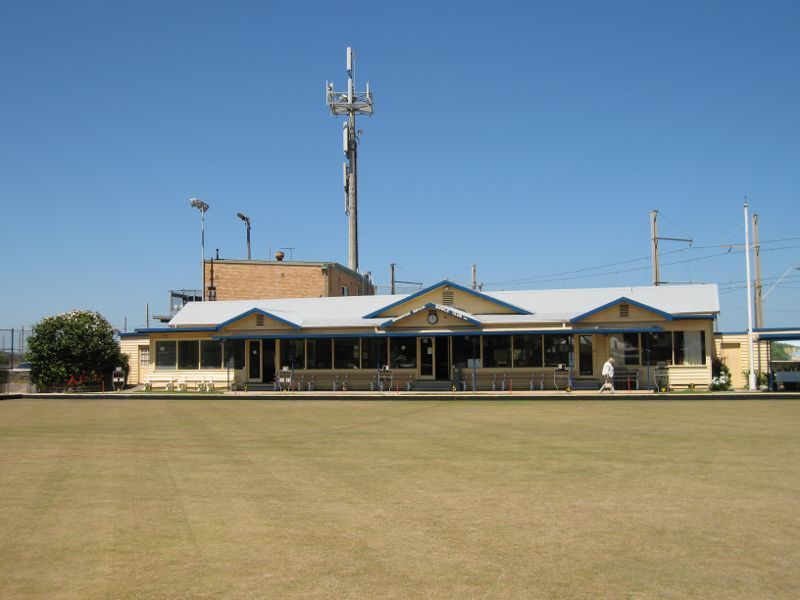Brighton - Brighton Beach Oval: Brighton Beach Bowls Club