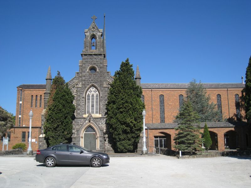 Brighton - Around Brighton: St Andrew's Anglican Church viewed from New St