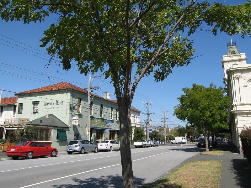 Brighton - Around Brighton: View south-east along Wilson St towards Khyats Hotel and Carpenter St