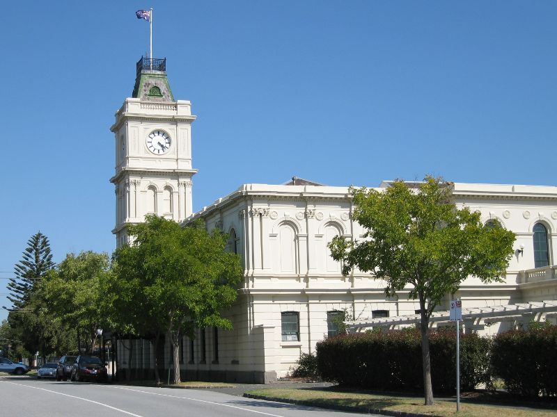 Brighton - Brighton Arts & Cultural Centre, corner Wilson Street and Carpenter Street: Town Hall viewed from Wilson St