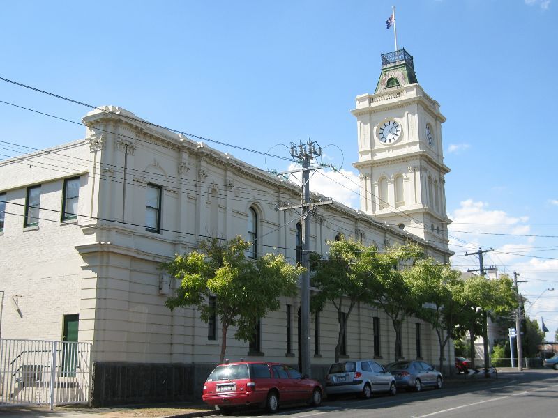Brighton - Brighton Arts & Cultural Centre, corner Wilson Street and Carpenter Street: Town Hall viewed from Carpenter St