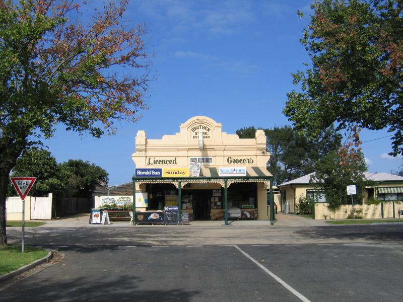 Bruthen - Commercial centre and shops, Great Alpine Road: Bruthen Licenced Grocer, Great Alpine Rd at Ronald St