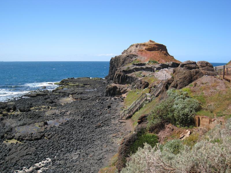 Cape Schanck - Cape Schanck Boardwalk: View south down towards steps at end of boardwalk