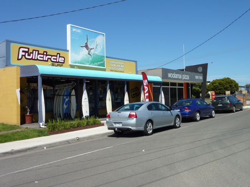 Cape Woolamai - Shops and commercial centre, Vista Place: Fullcircle surf shop, southern side of Visa Pl