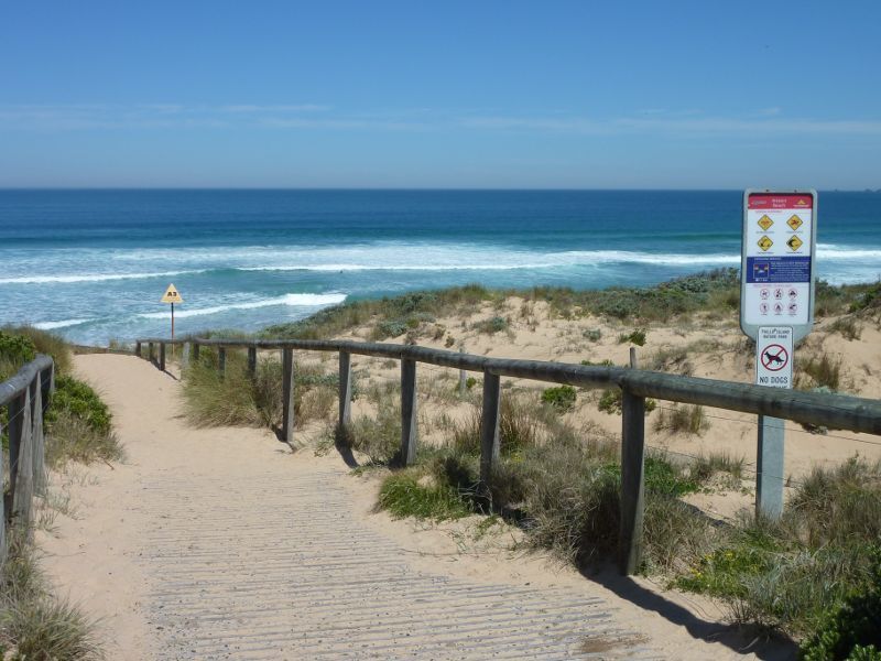 Cape Woolamai - Anzacs Beach, Woolamai Beach Road: Path from car park to beach