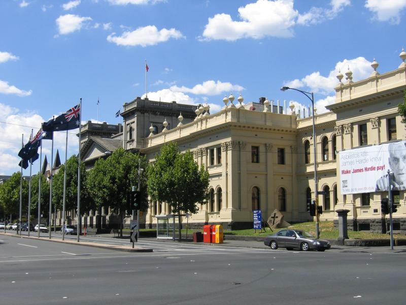 Carlton - Lygon Street, commercial centre and restaurants: Trades Hall, corner Lygon St and Victoria St