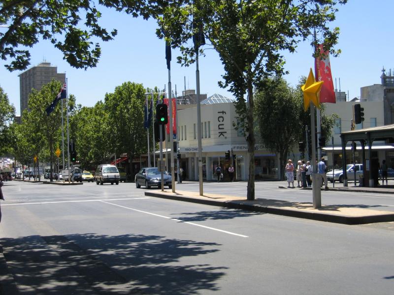 Carlton - Lygon Street, commercial centre and restaurants: View north along Lygon St towards Faraday St