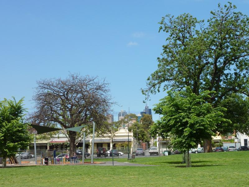 Carlton - Rathdowne Street, Carlton North: View south through Curtain Square from Curtain St
