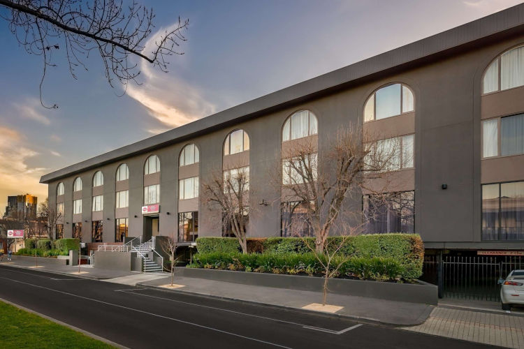 Travel Inn Hotel, Carlton