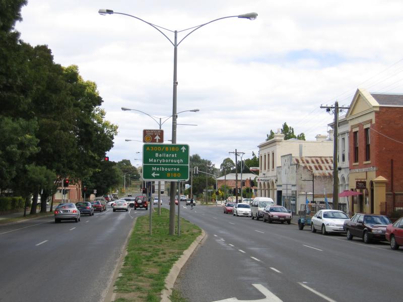 Castlemaine - Shops and commercial centre along Barker, Mostyn and Lyttleton Streets: View south along Barker St towards Forest St