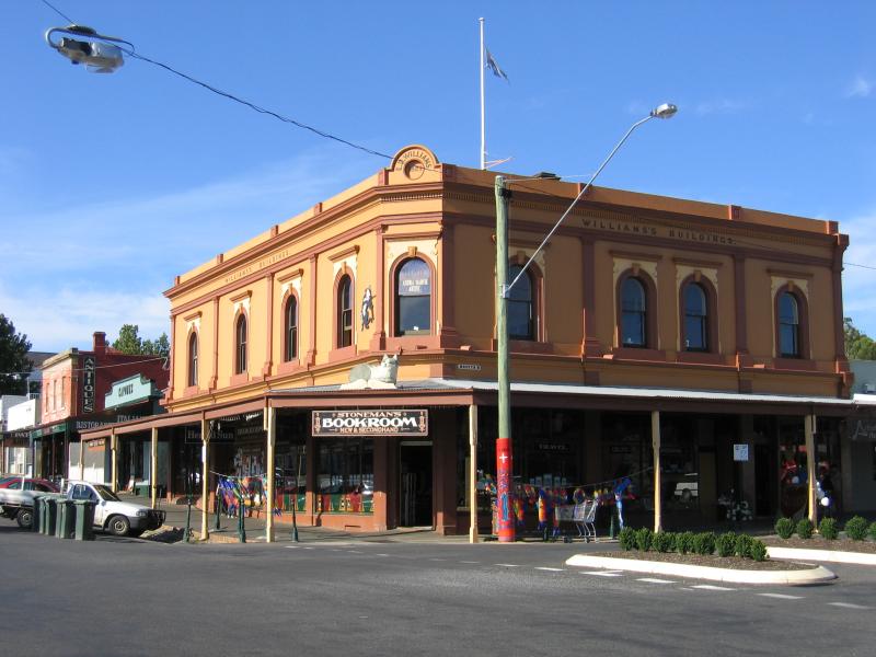 Castlemaine - Shops and commercial centre along Barker, Mostyn and Lyttleton Streets: Corner Mostyn St and Hargraves St