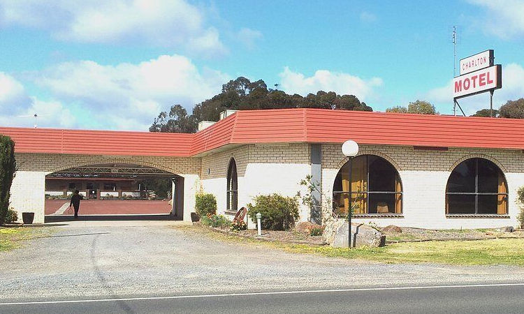 Charlton Motel, Charlton