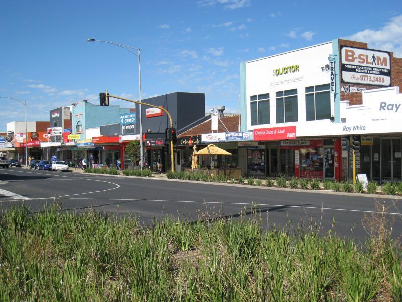 Chelsea - Shops and commercial centre along Nepean Highway: Shops along west side of Nepean Hwy at Chelsea Rd